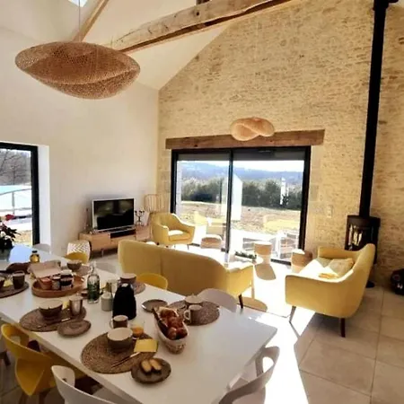 Magnificent Air-conditioned House In An Idyllic Setting With Pool & Garden Villa *