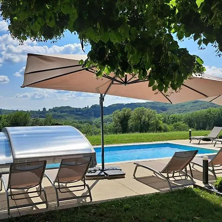 Magnificent Air-conditioned House In An Idyllic Setting With Pool & Garden