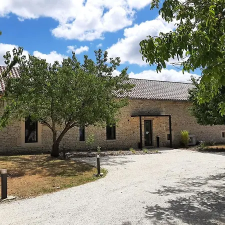 Villa Magnificent Air-conditioned House In An Idyllic Setting With Pool & Garden *