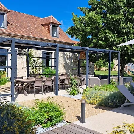 Villa Magnificent Air-conditioned House In An Idyllic Setting With Pool & Garden